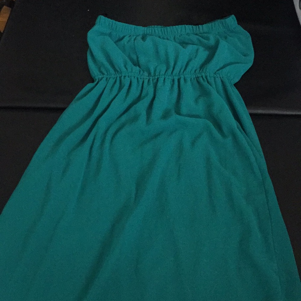 No sleeve dress